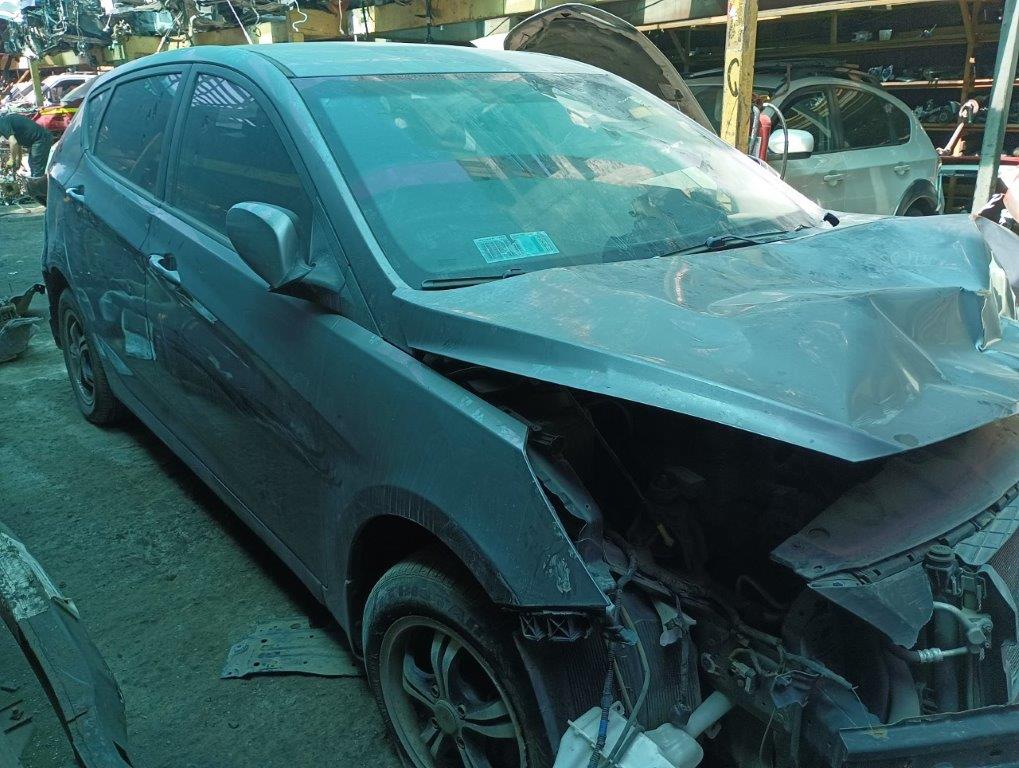 MUñON Hyundai ACCENT 2012  USADO  EN DESARME